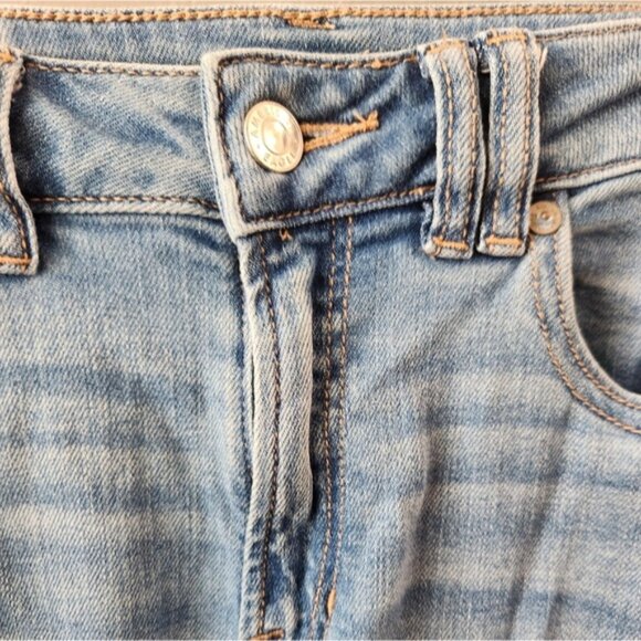 American Eagle Dreamy Drape Stretch Super High-Waisted Cargo Wide-Leg Jean Sz 4 - Picture 4 of 9